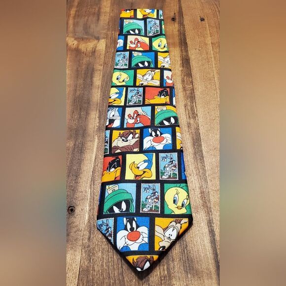 VTG Looney Tunes Stamp Collection Warner Bros. Neck Tie 1997 - Picture 1 of 5